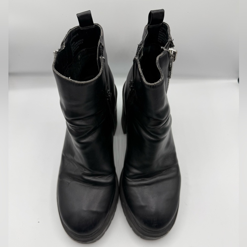Black Steve Madden "Turbo" Ankle Boots
